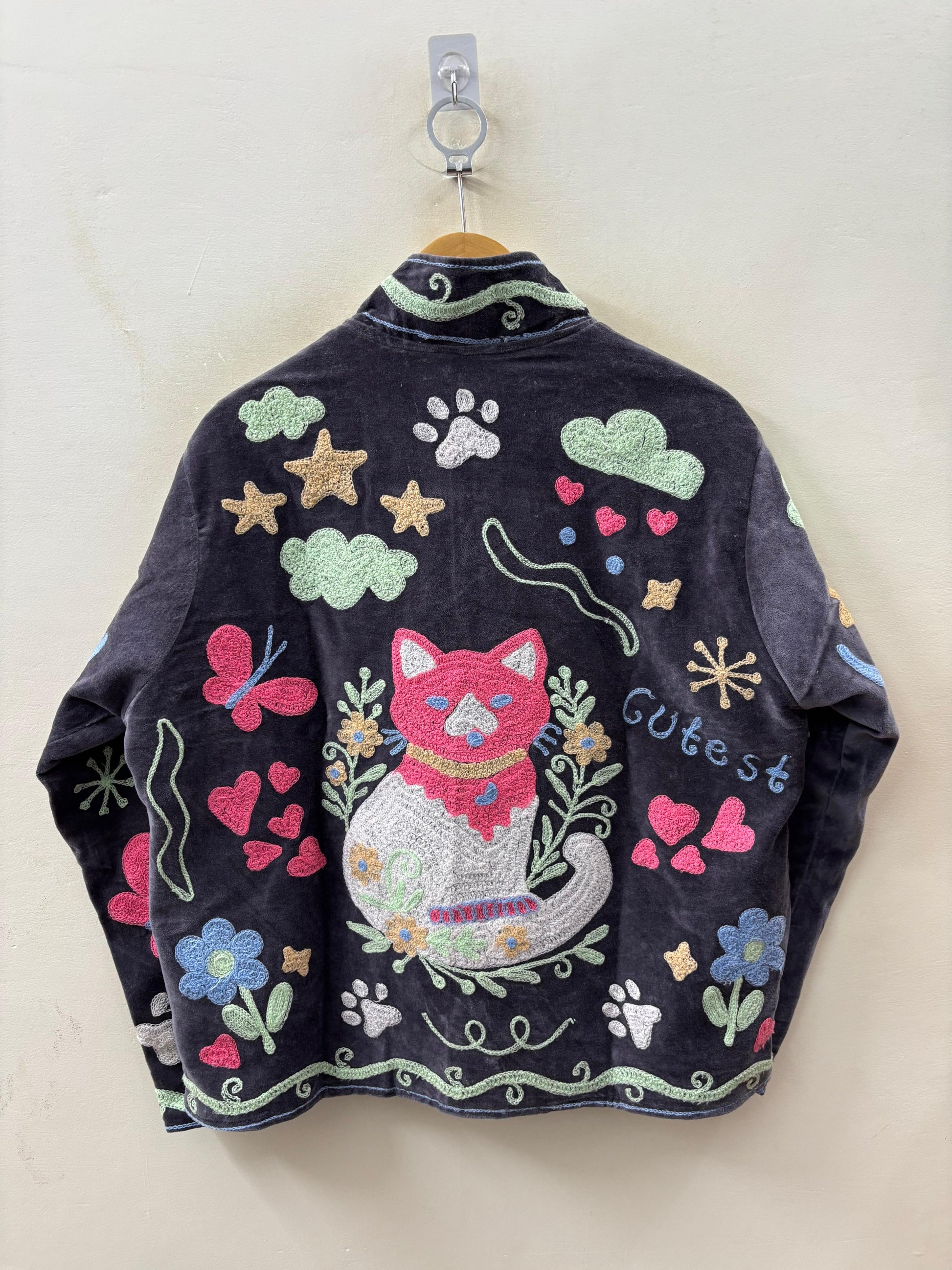 The Billie — Hand-Embroidered Cat Velvet Jacket - Green - Zoshak