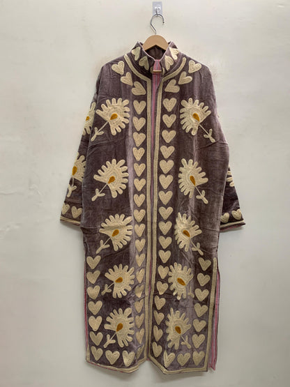 The Dusktide Suzani — Hand-Embroidered Velvet Kimono Jacket — Mauve Taupe with Ivory Daisies