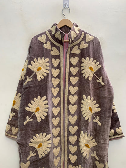 The Dusktide Suzani — Hand-Embroidered Velvet Kimono Jacket — Mauve Taupe with Ivory Daisies