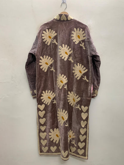 The Dusktide Suzani — Hand-Embroidered Velvet Kimono Jacket — Mauve Taupe with Ivory Daisies