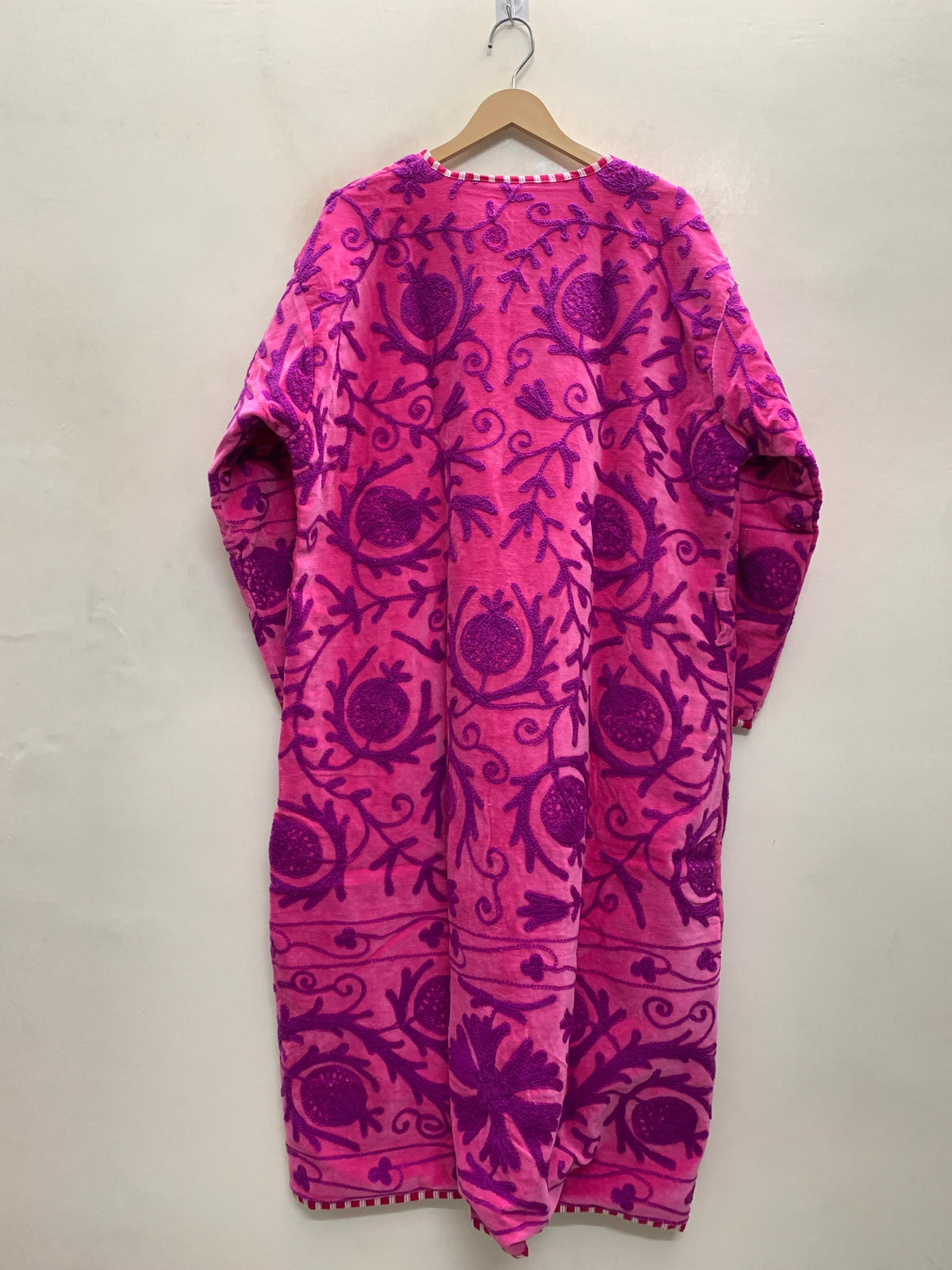 The Anarkali Bloom — Suzani Hand-Embroidered Velvet Kimono — Fuchsia Pink with Violet Pomegranate Motifs