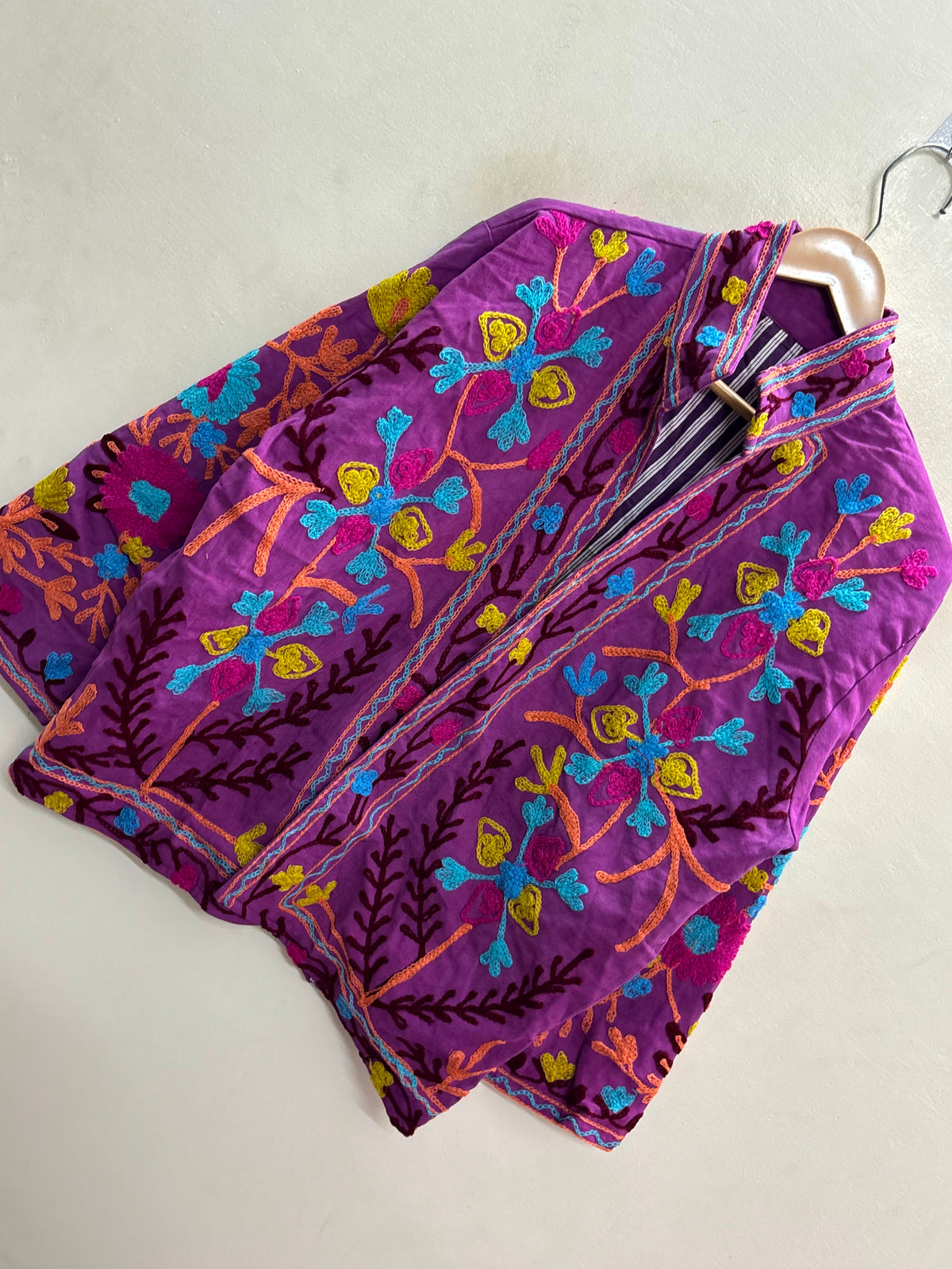 The Samarkand Bloom — Suzani Hand-Embroidered Cotton Jacket — Magenta Orchid