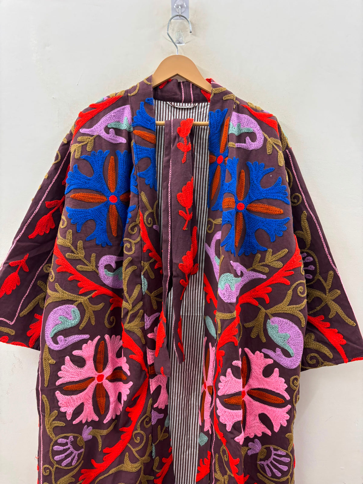 The Samarkand Bloom — Suzani Hand-Embroidered Cotton Kimono — Aubergine with Cobalt & Coral Florals