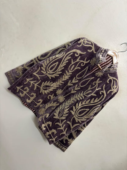 The Samarkand Bloom — Suzani-Embroidered Velvet Jacket — Dusk Mauve with Ivory Vinework